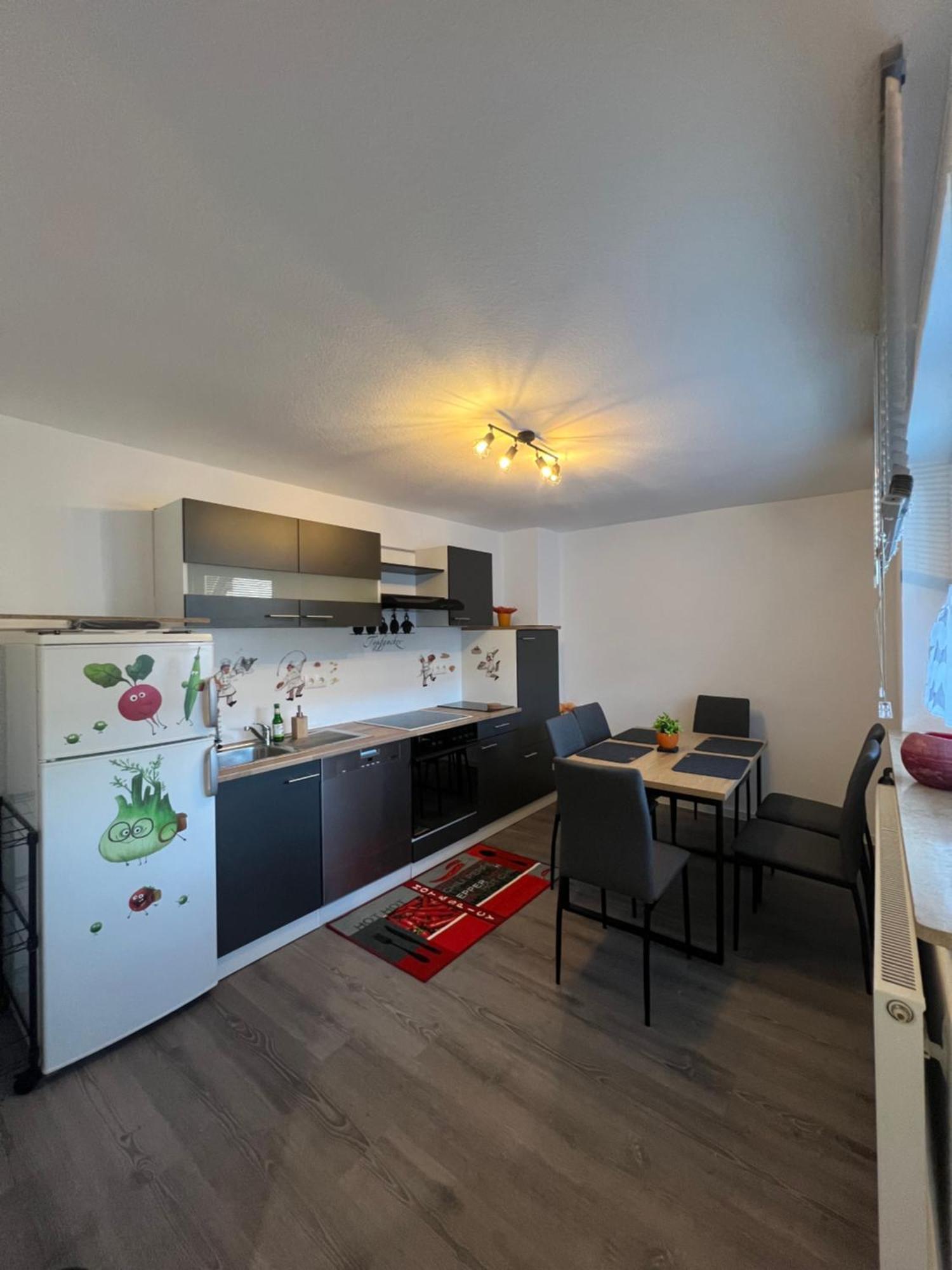 Pension Roos - Monteurzimmer Kreuzwertheim Exteriér fotografie